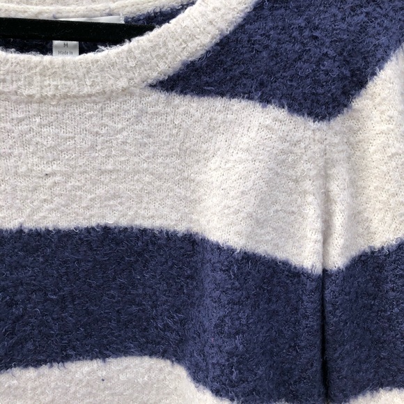 LC Lauren Conrad Navy/Cream Sweater - Picture 2 of 8